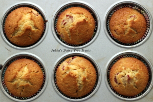 Strawberry muffin2