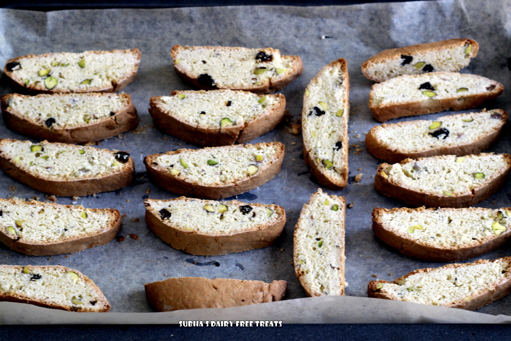 Pistachio Raisin Biscotti 3